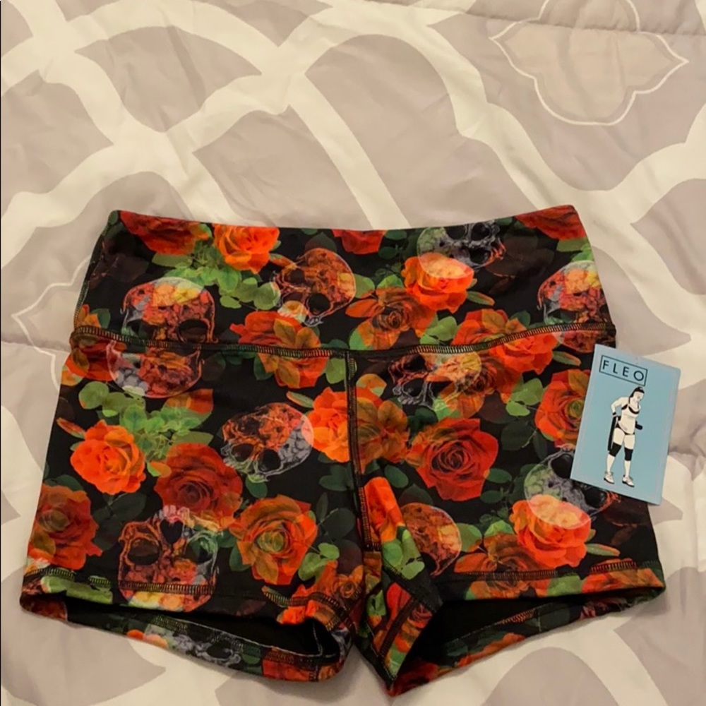 Fleo Shorts (Power High Rise)